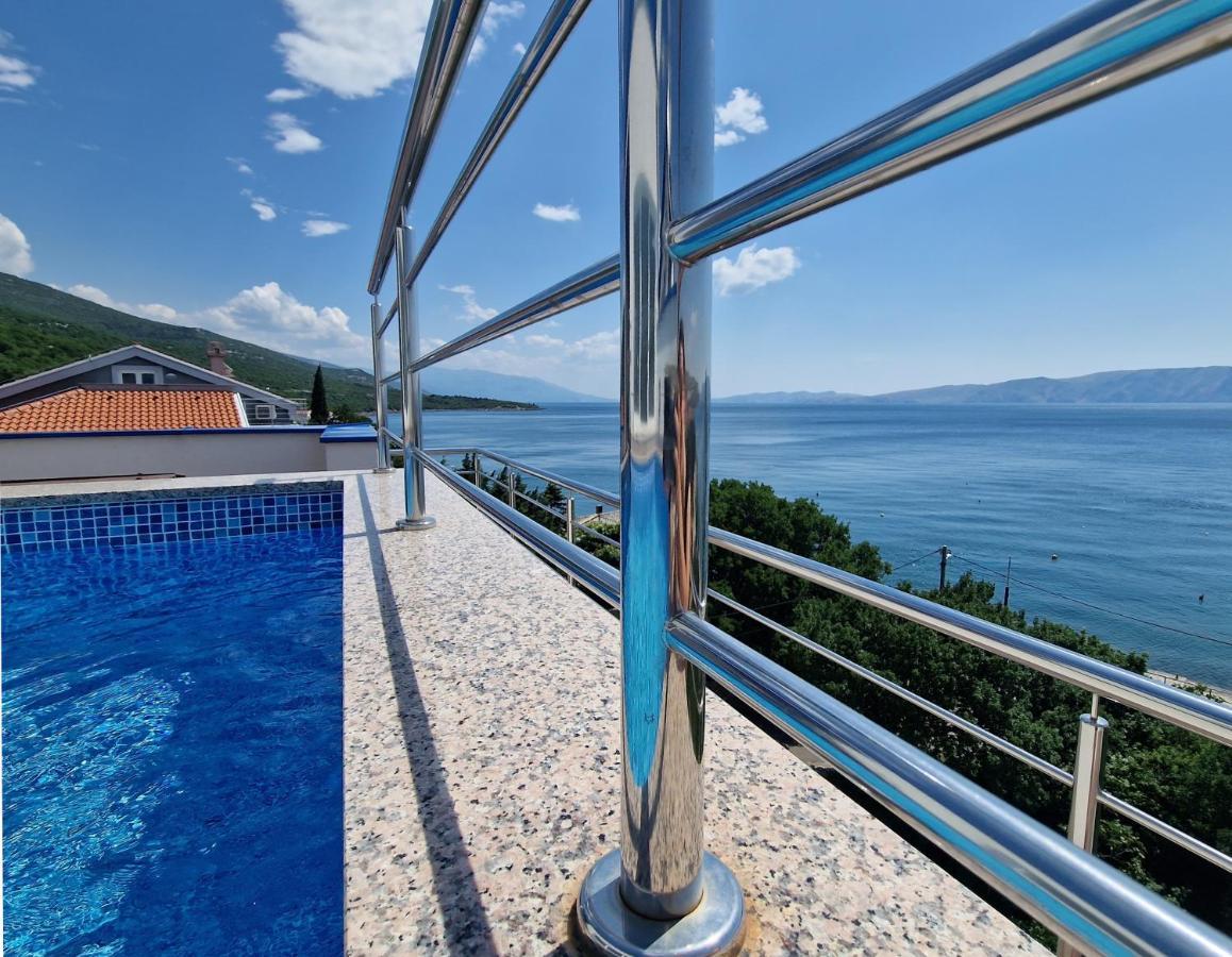 Searenity Pool Suite - Seafront Krmpote-Vodice Buitenkant foto